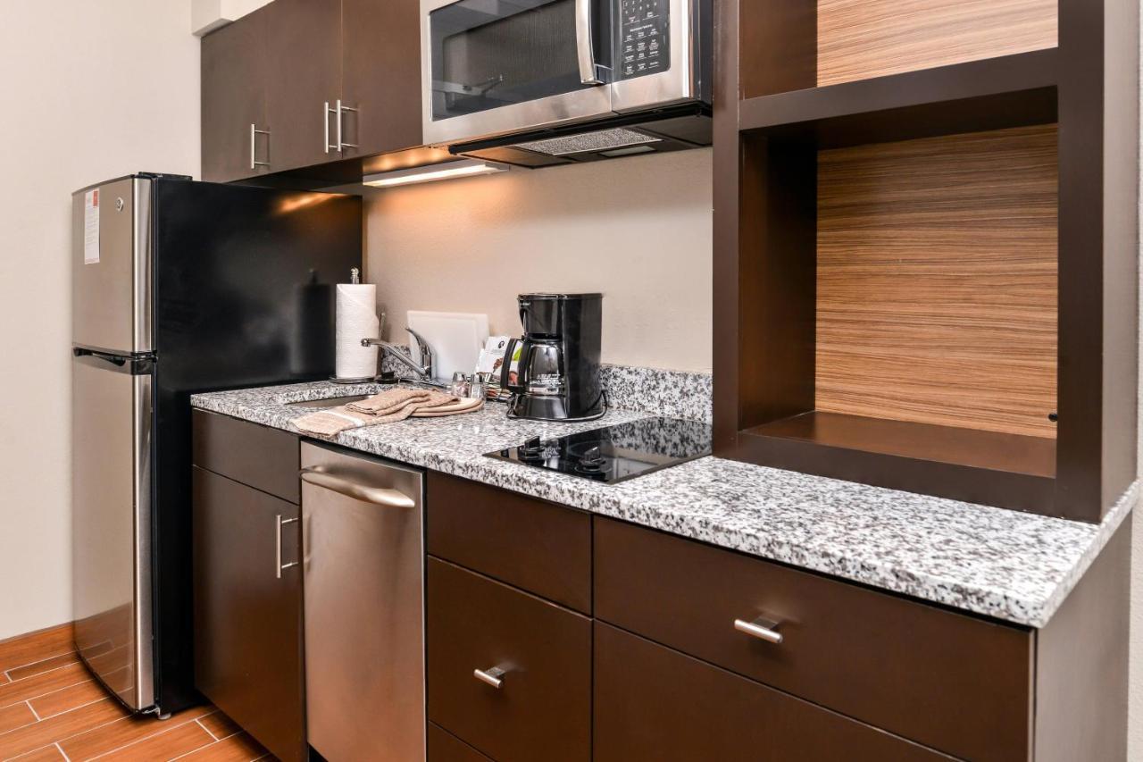 Towneplace Suites By Marriott Charleston-West Ashley Zewnętrze zdjęcie